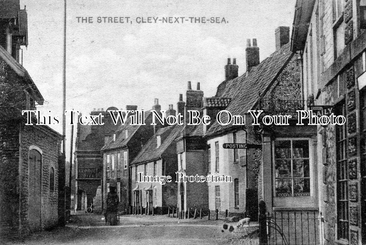 NF 12 - The Street, Cley Next The Sea, Norfolk c1907