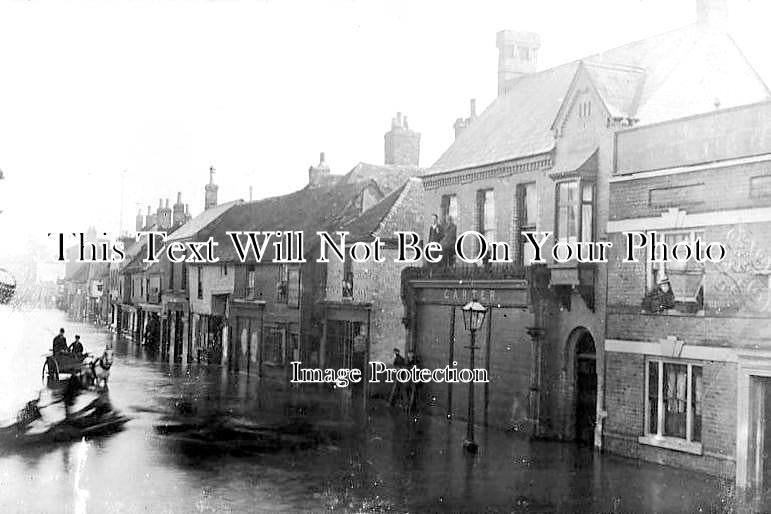 NF 1318 - Carter Shop Front, Norwich Floods, Norfolk 1912