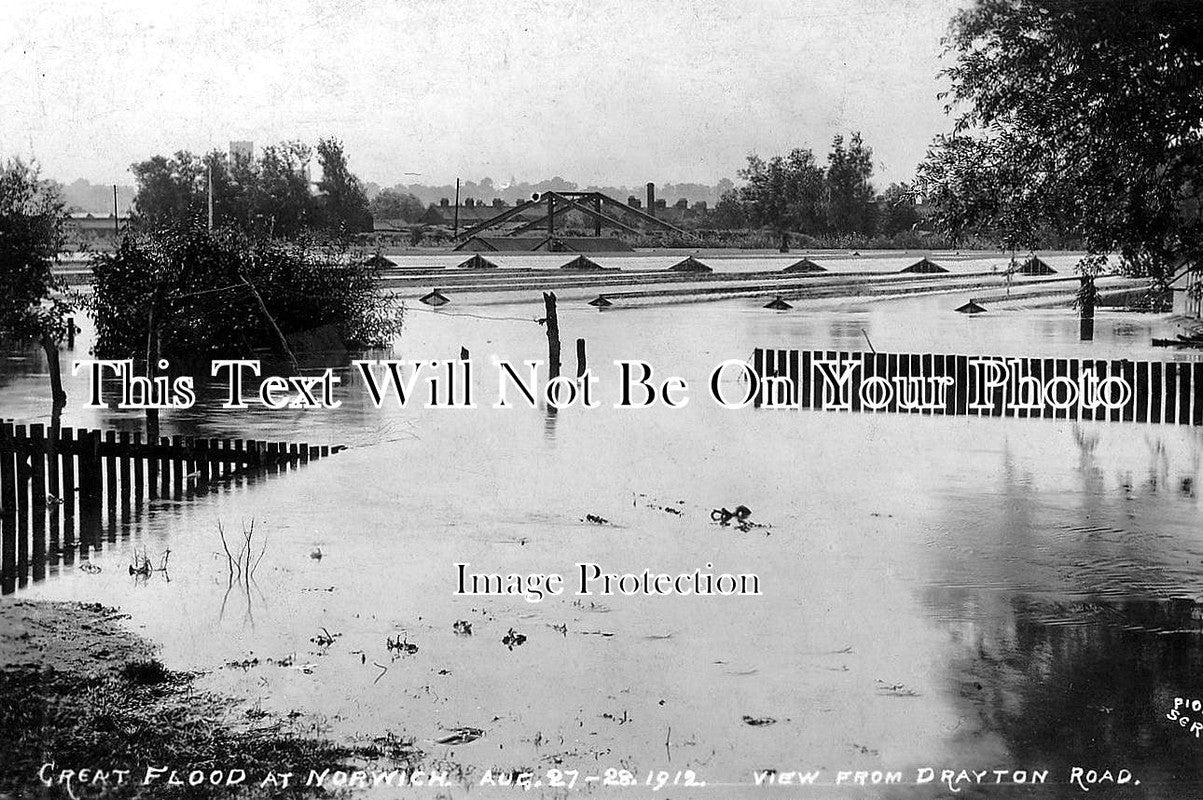 NF 137 - Drayton Road, Norwich Flood, Norfolk 1912