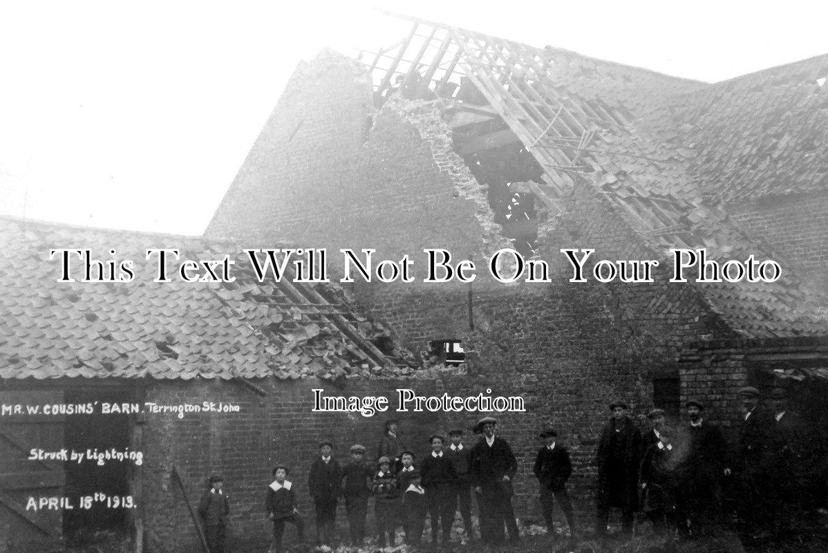 NF 1374 - Lightning Strike W Cousins Barn, Terrington St John, Norfolk 1913