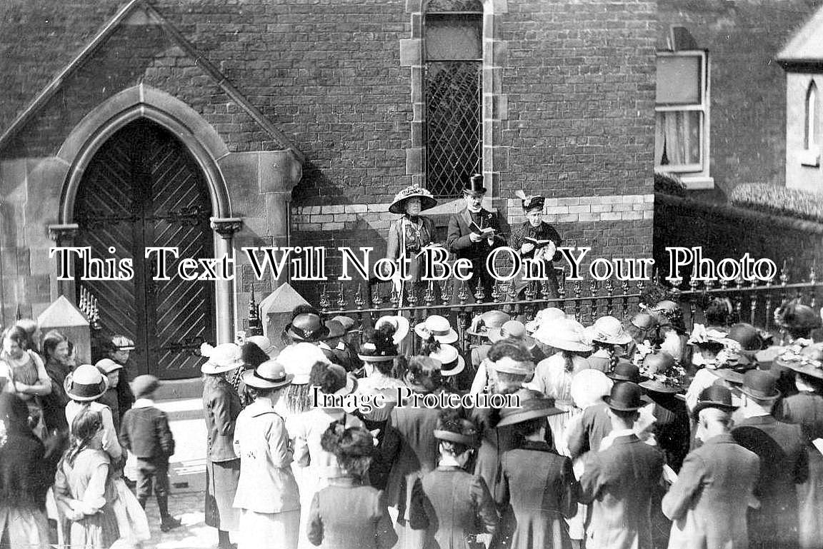 NF 1550 - Kings Lynn Chapel Church Service, Norfolk c1912