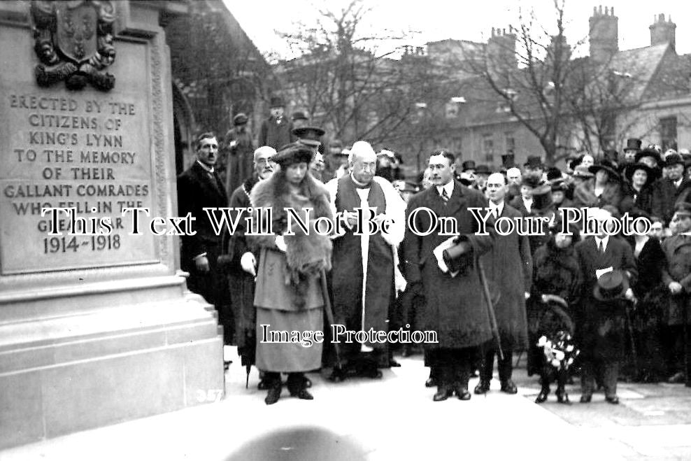 NF 1682 - War Memorial Unveiled At Kings Lynn, Norfolk 1921