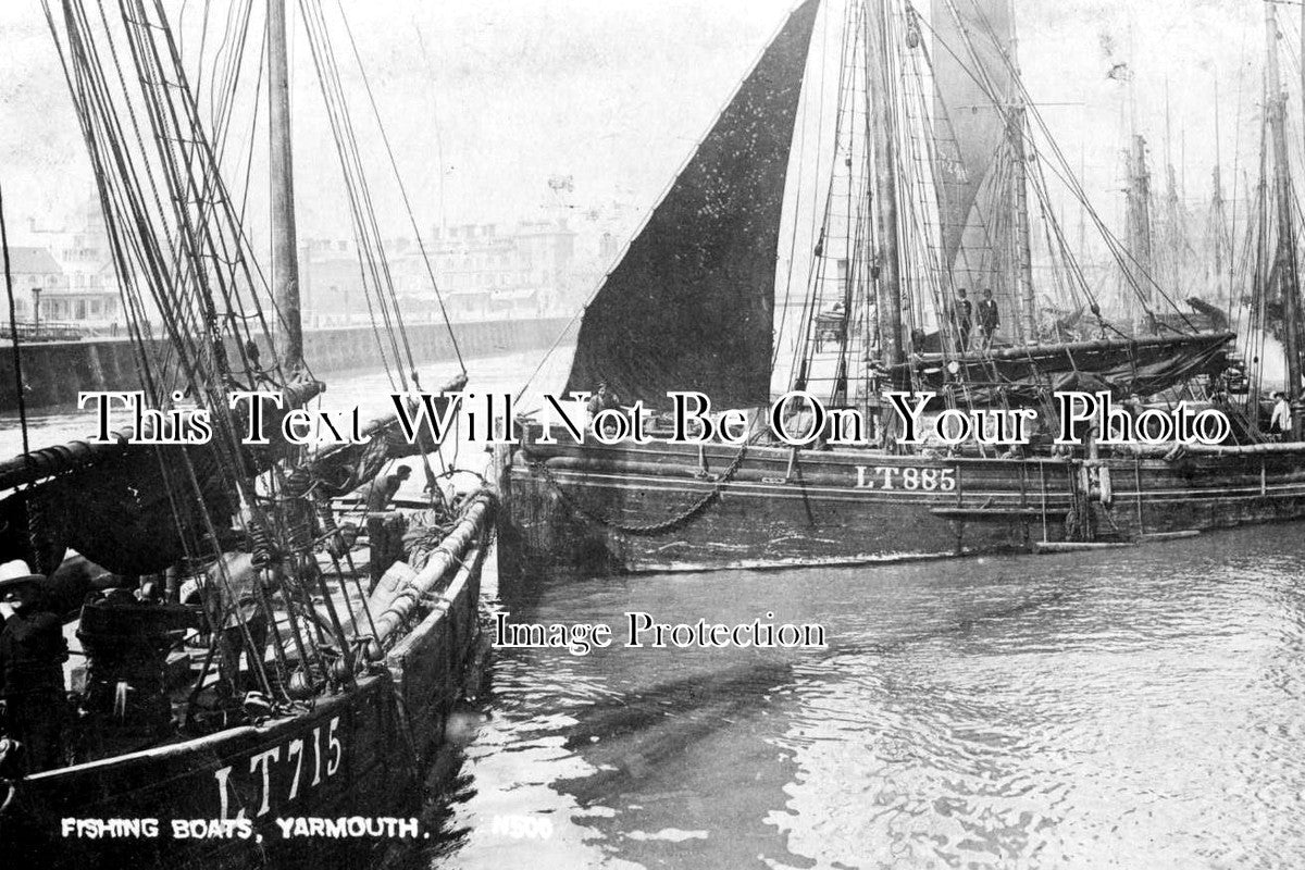 NF 202 - Fishing Boats At Great Yarmouth, Norfolk