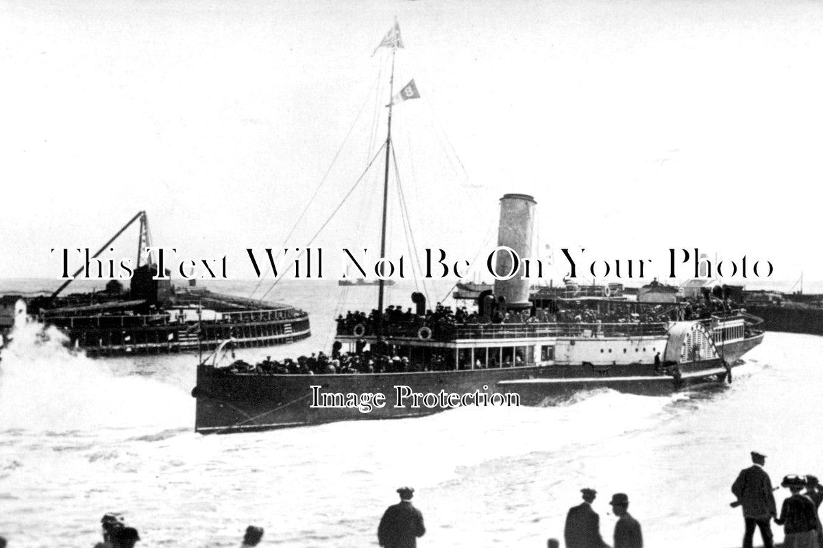 NF 2135 - Great Yarmounth Paddle Steamer For London, Norfolk
