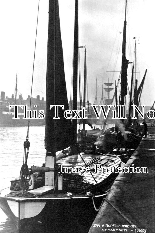 NF 2530 - A Norfolk Wherry, Great Yarmouth c1914