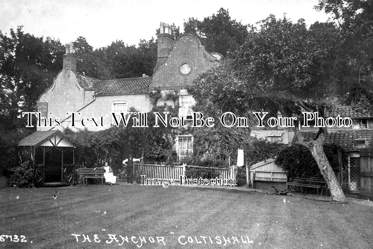 NF 2615 - The Anchor Hotel, Coltishall, Norfolk c1915