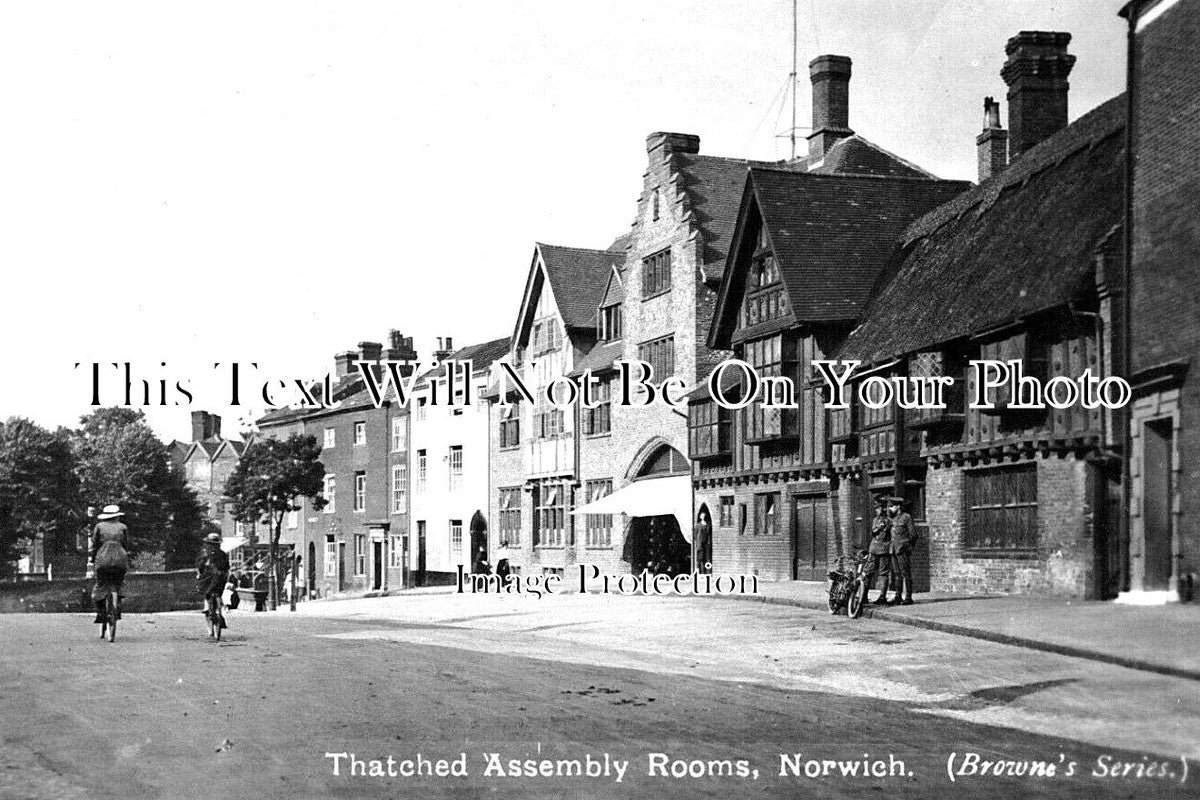 NF 2760 - Thatched Assembly Rooms, Norwich, Norfolk c1916