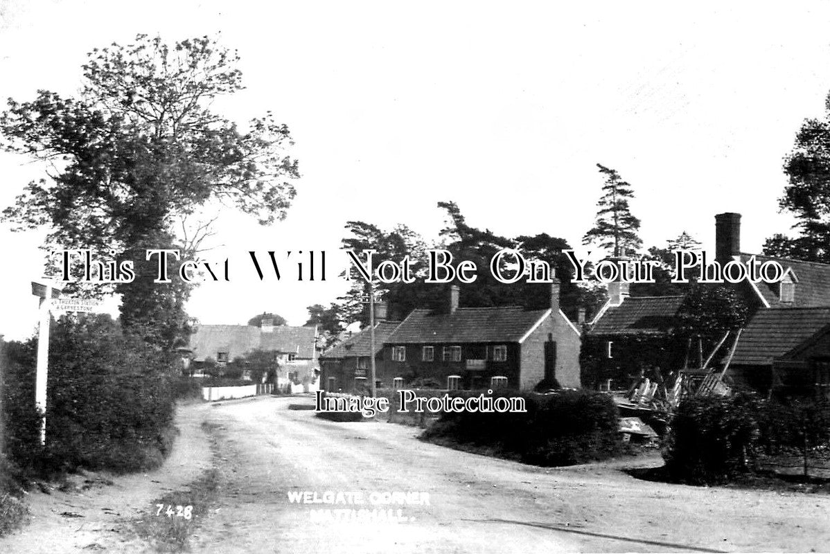 NF 3088 - Welgate Corner, Mattishall, Norfolk c1920