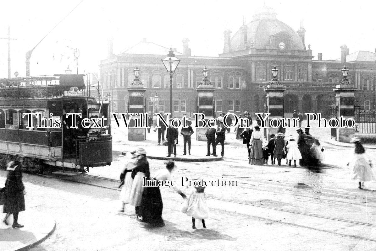 NF 3209 - Tram Outside Norwich Railway Station, Norfolk c1905