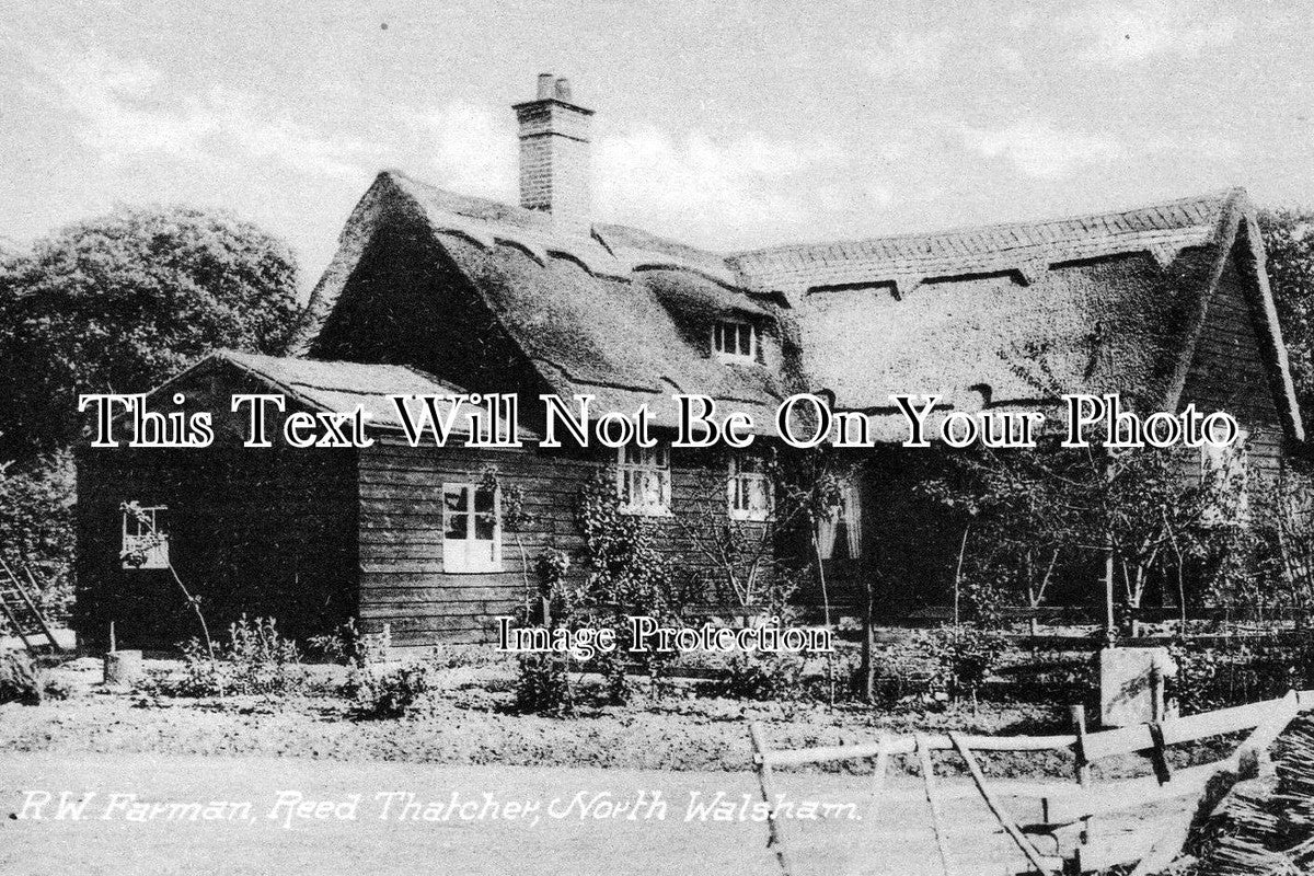 NF 323 - Reed Thatcher, North Walsham, Norfolk