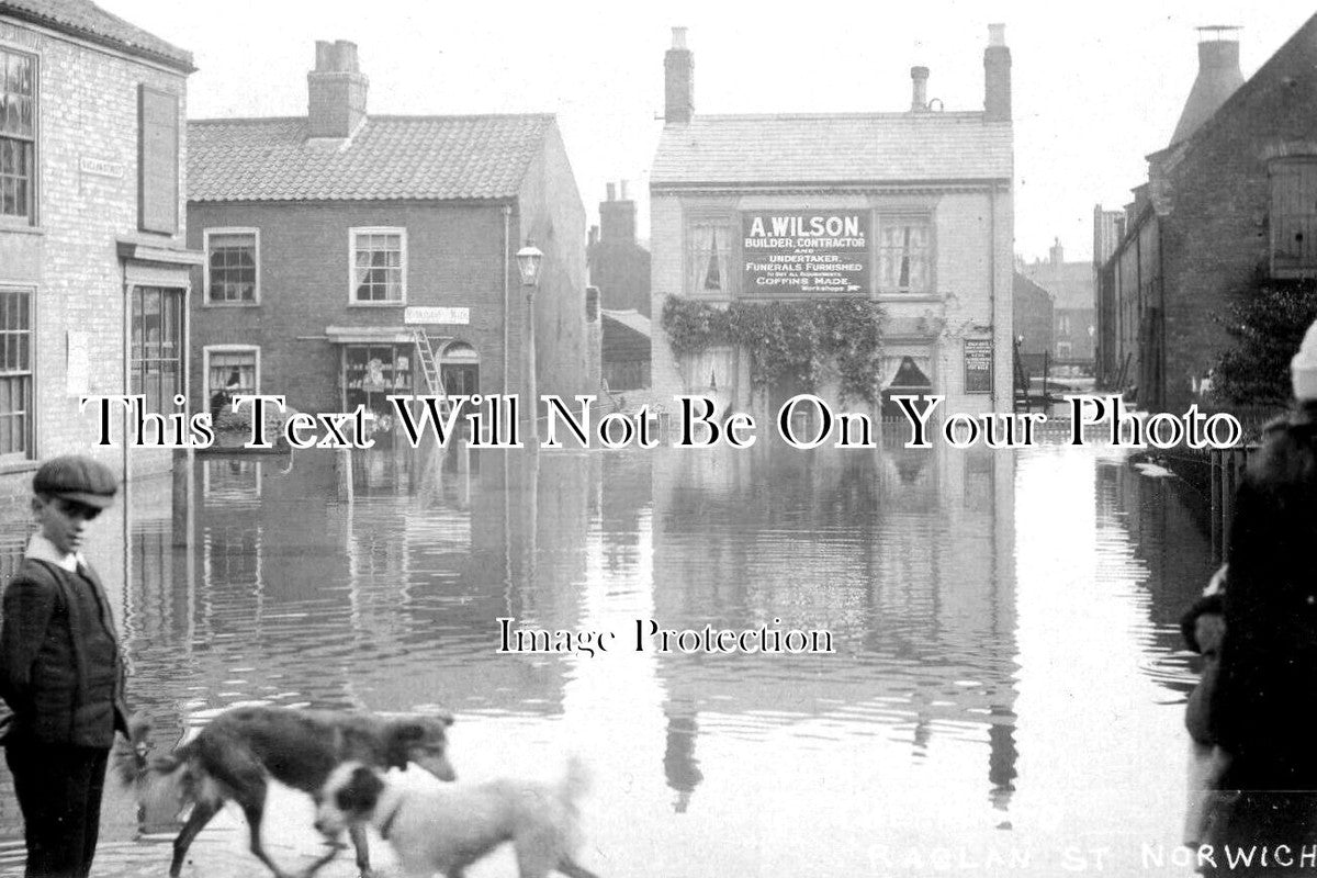 NF 3239 - Raglan Street, Norwich Floods, Norfolk 1912