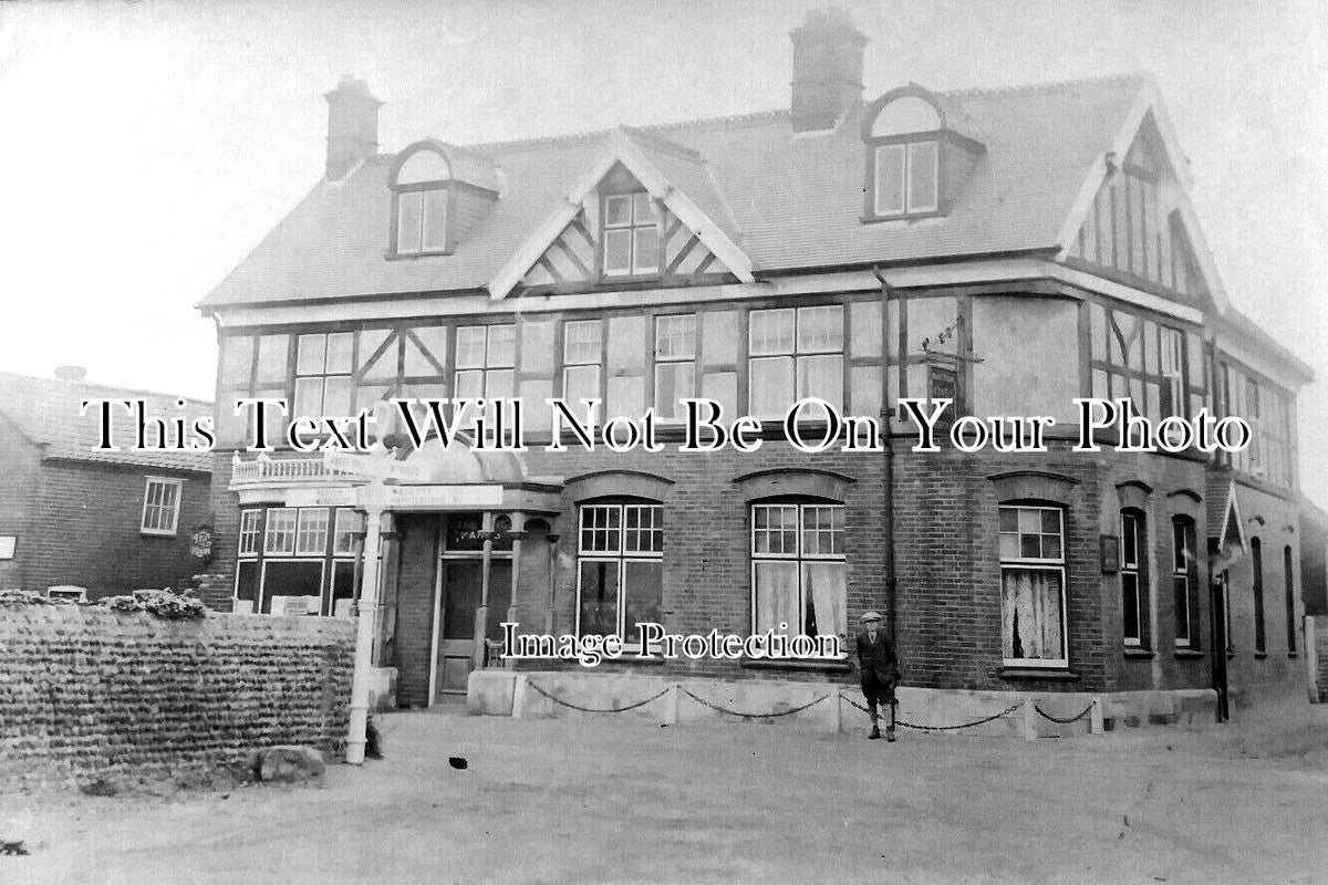 NF 3353 - Kings Arms Pub, Bacton, Norfolk