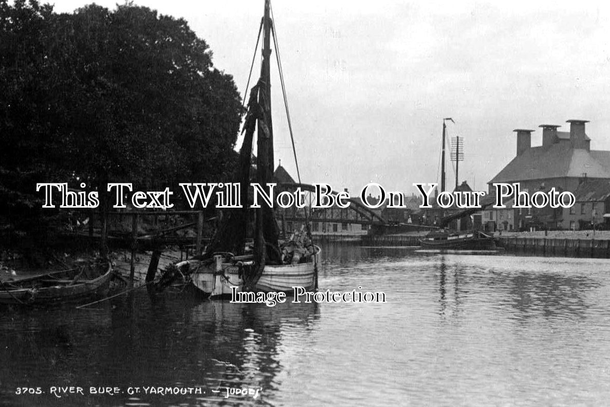 NF 37 - The Gap, Happisburgh, Norfolk c1928