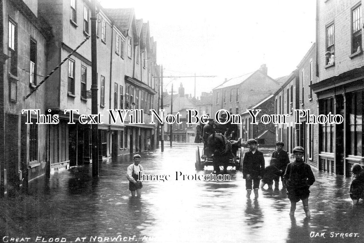 NF 4157 - Great Flood On Oak Street, Norwich, Norfolk 1912