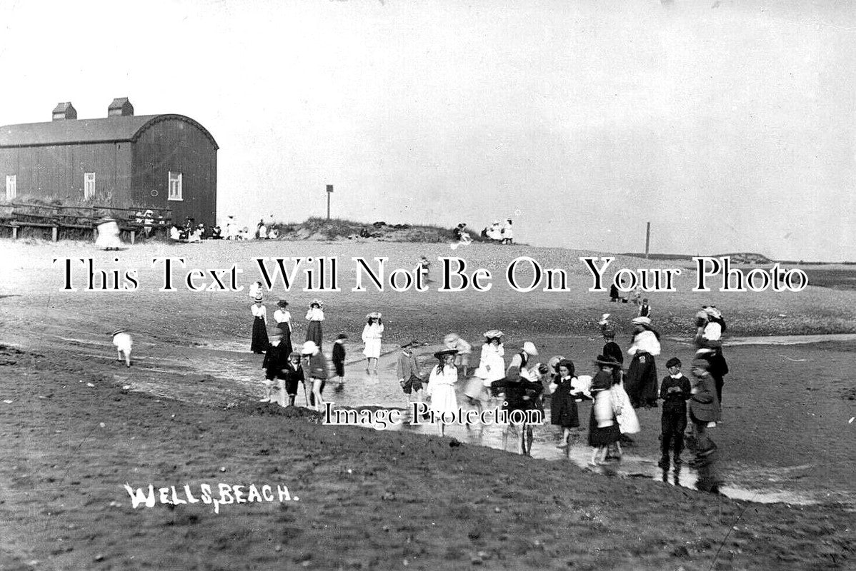 NF 4210 - Wells Beach, Norfolk