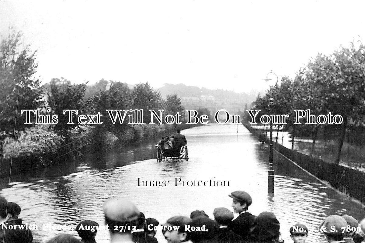 NF 4241 - Carrow Road, Norwich Floods, Norfolk 1912