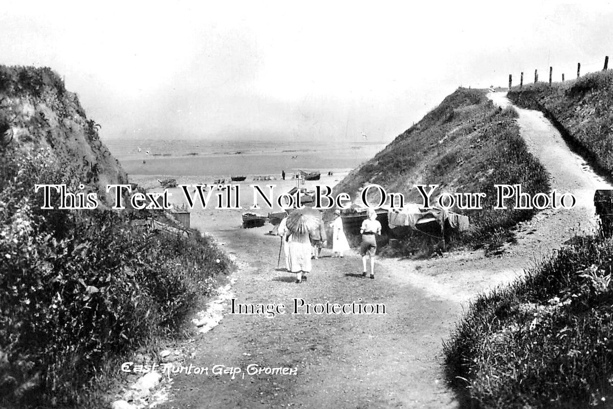 NF 4352 - East Runton Gap, Cromer, Norfolk