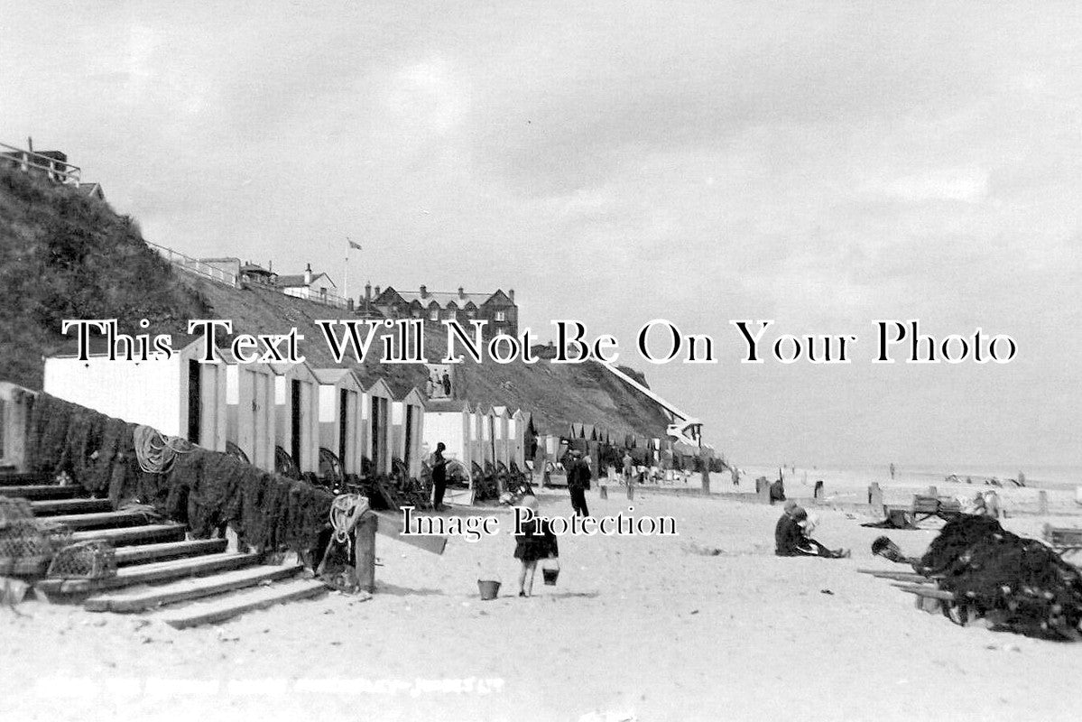 NF 4455 - The Bathing Beach, Mundesley, Norfolk c1933