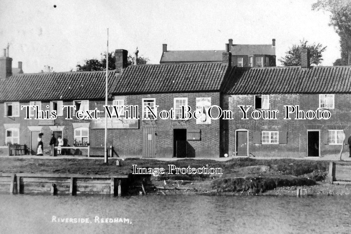 NF 589 - Riverside, Reedham, Norfolk c1915