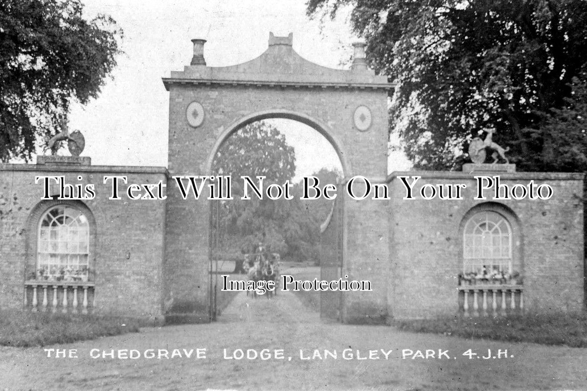 NF 774 - The Chedgrave Lodge, Langley Park, Norfolk