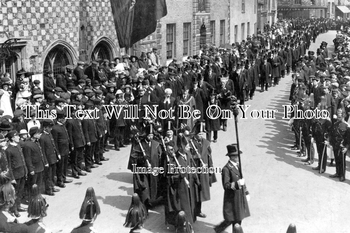 NF 802 - Procession, Kings Lynn, Norfolk c1918