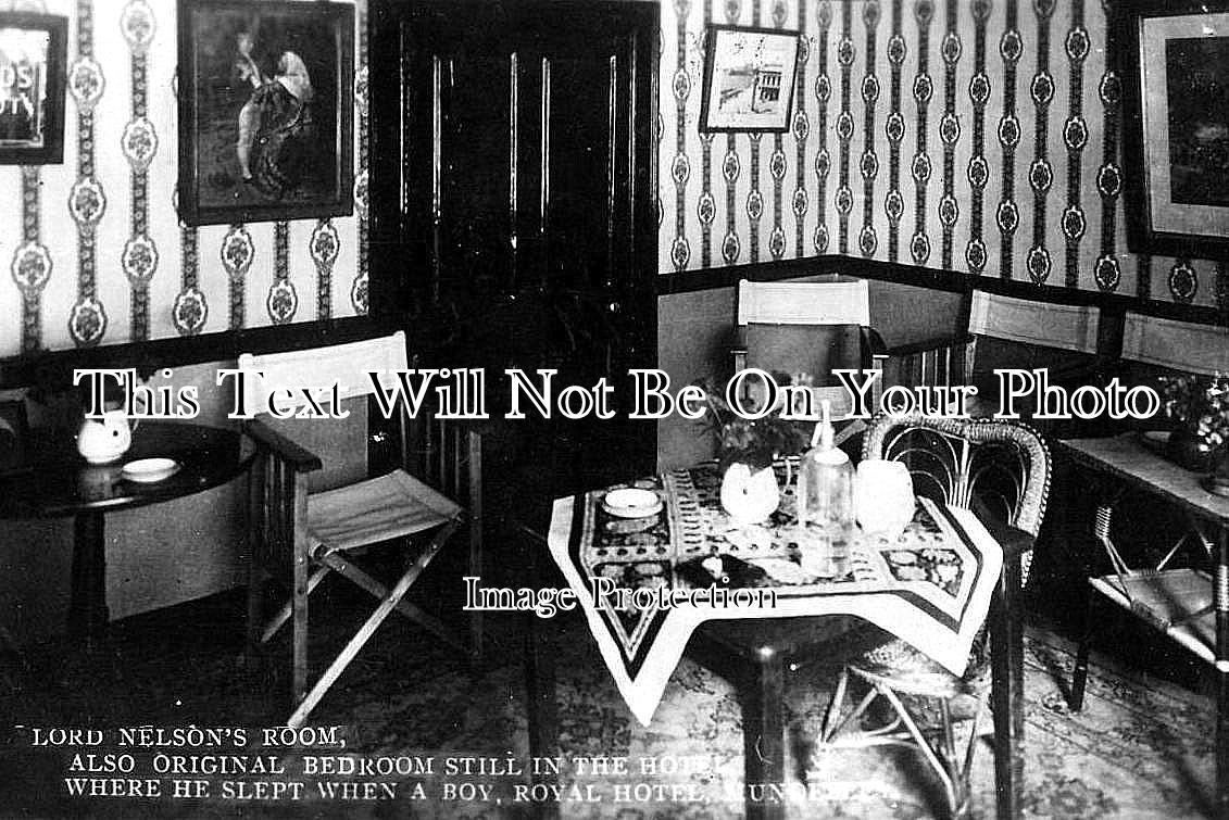 NF 92 - Lord Nelsons Bedroom, Royal Hotel, Mundesley, Norfolk c1930