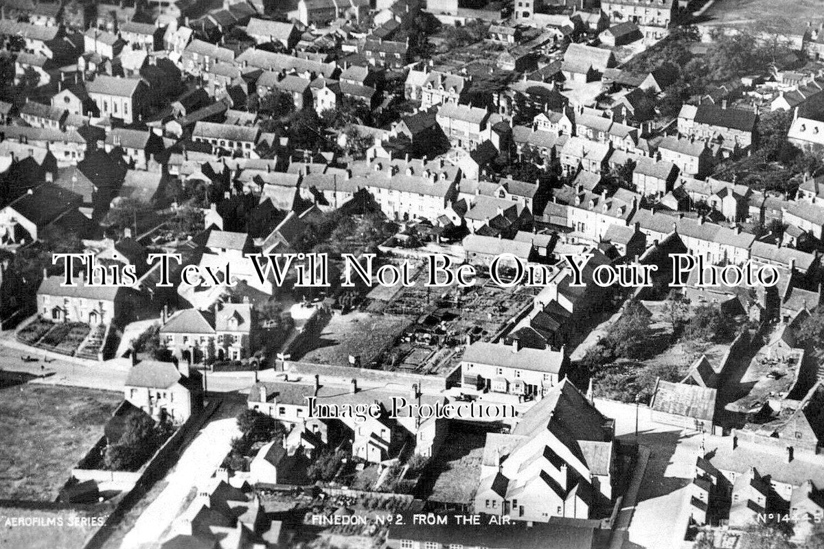 NH 1569 - Finedon From The Air, Northamptonshire