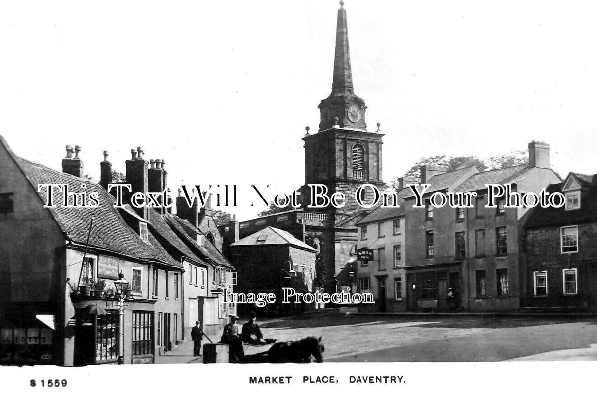 NH 1636 - Market Place, Daventry, Northamptonshire