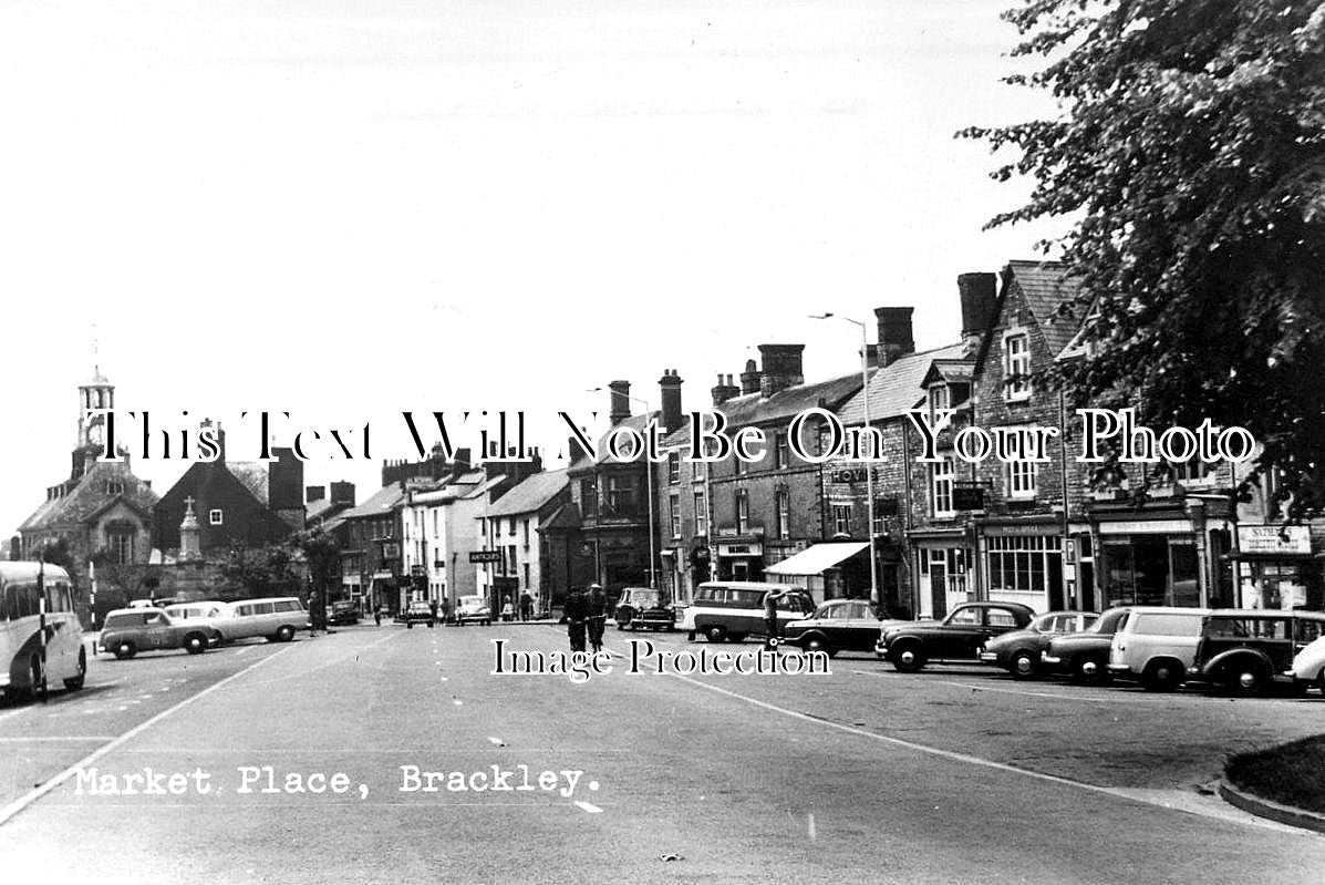 NH 1747 - Market Place, Brackley, Northamptonshire