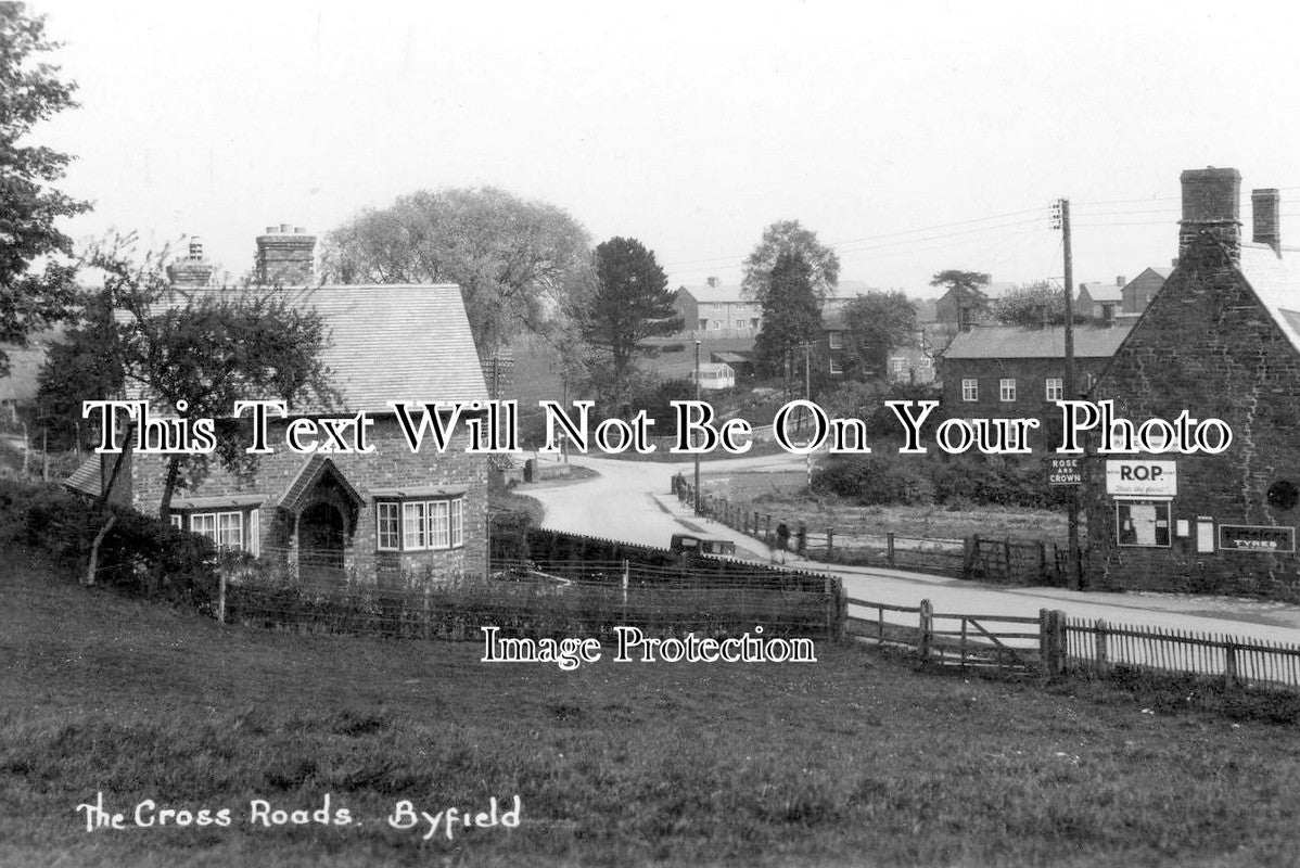 NH 397 - The Cross Roads, Byfield, Northamptonshire