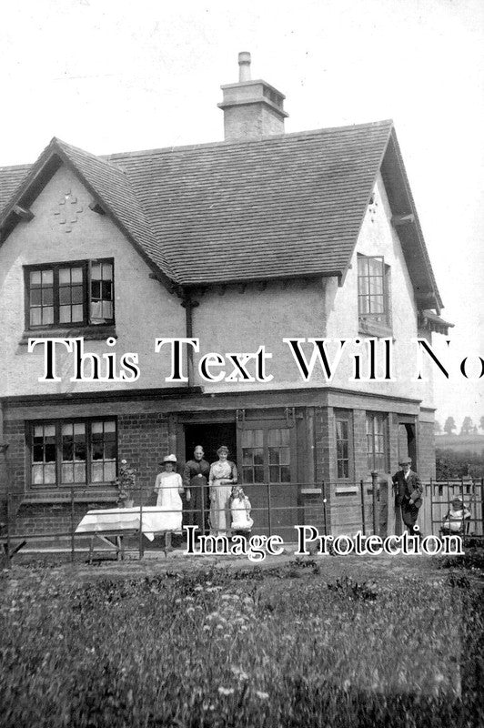 NT 1137 Ferry House, NormantonOnSoar, Nottinghamshire JB Archive