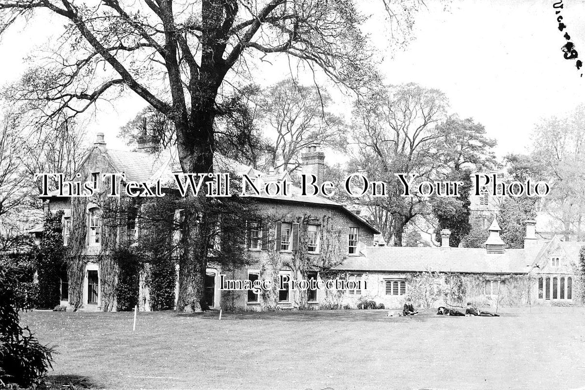 OX 1125 - Banbury, Brackley Area Church & Vicarage, Oxfordshire c1909