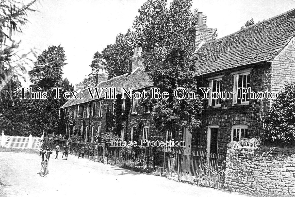 OX 1172 - Wellington Terrace, Charlbury, Oxfordshire