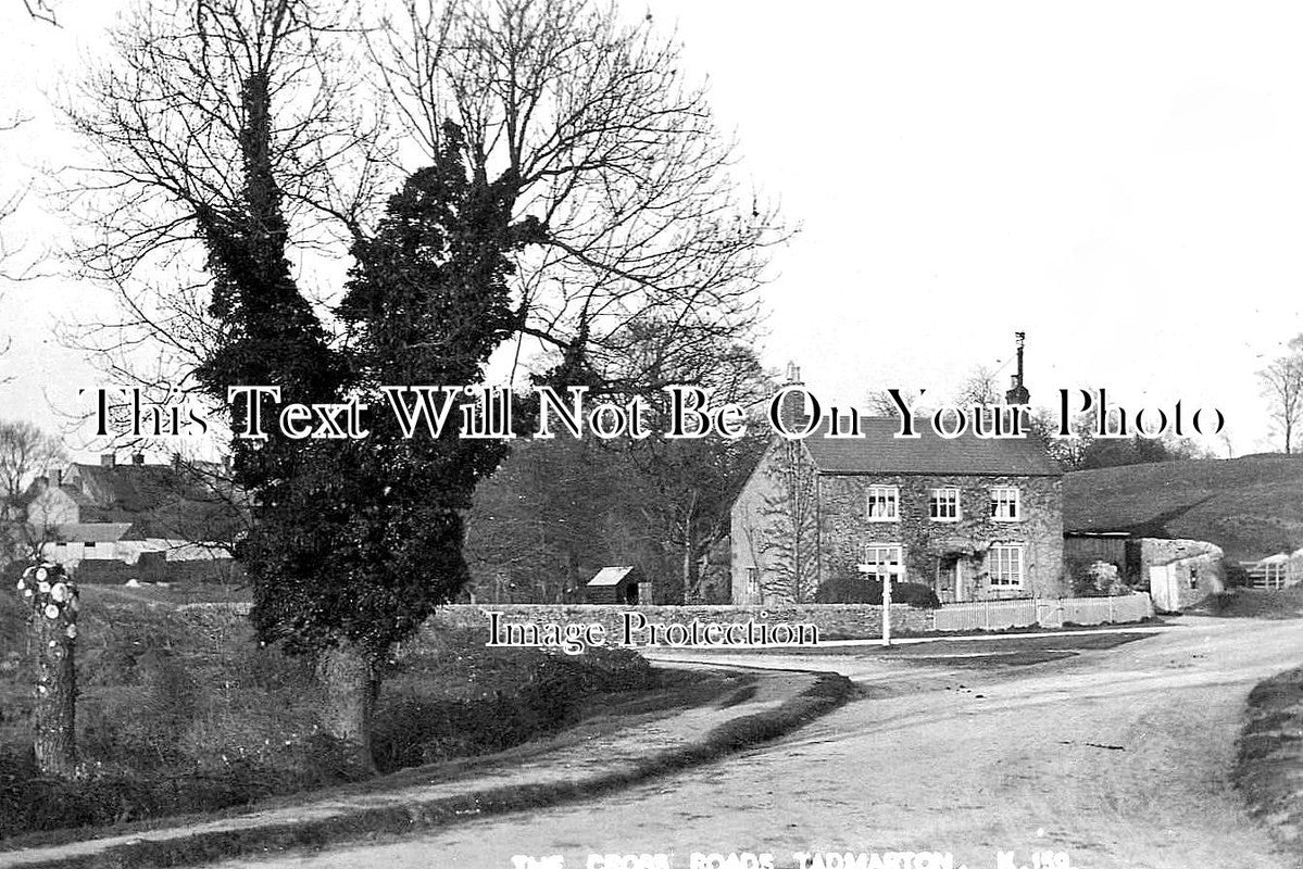 OX 1188 - The Cross Roads, Tadmarton, Oxfordshire c1912