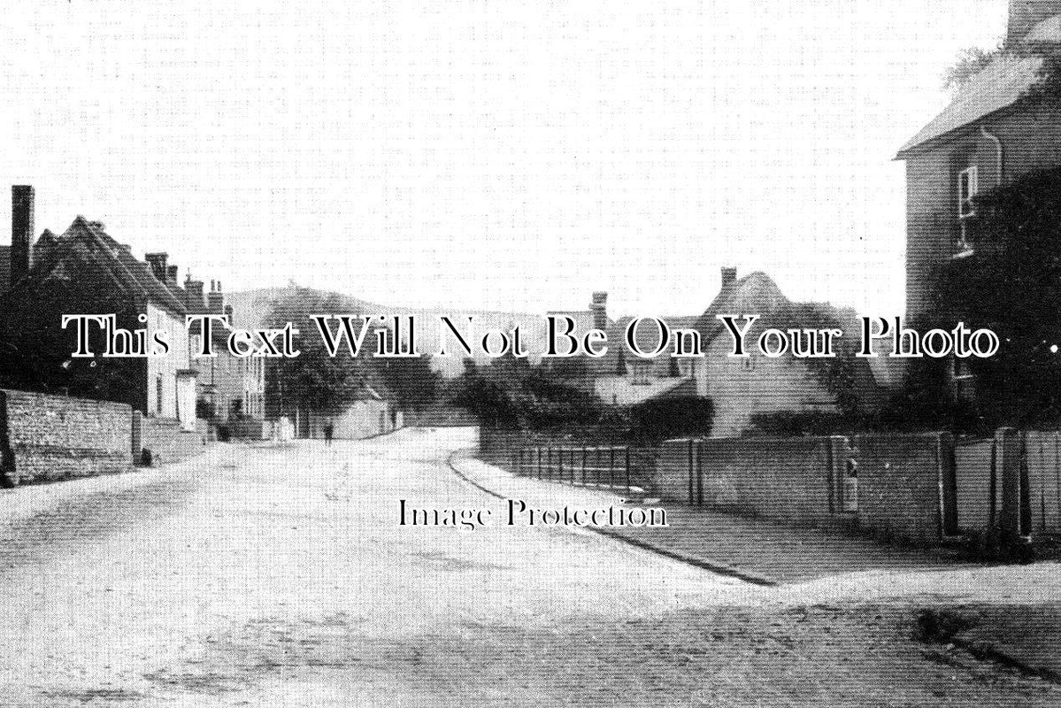 OX 1211 - Chinnor High Street, Oxfordshire c1917