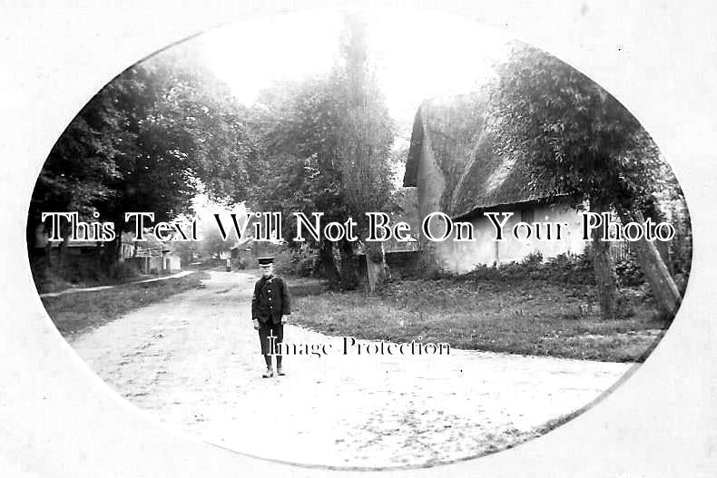 OX 1358 - West Hanney Village, Telegram Boy, Oxfordshire c1908