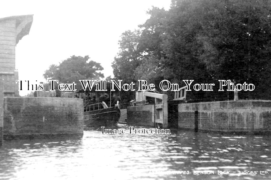 OX 1386 Benson Lock River Thames Oxfordshire JB Archive