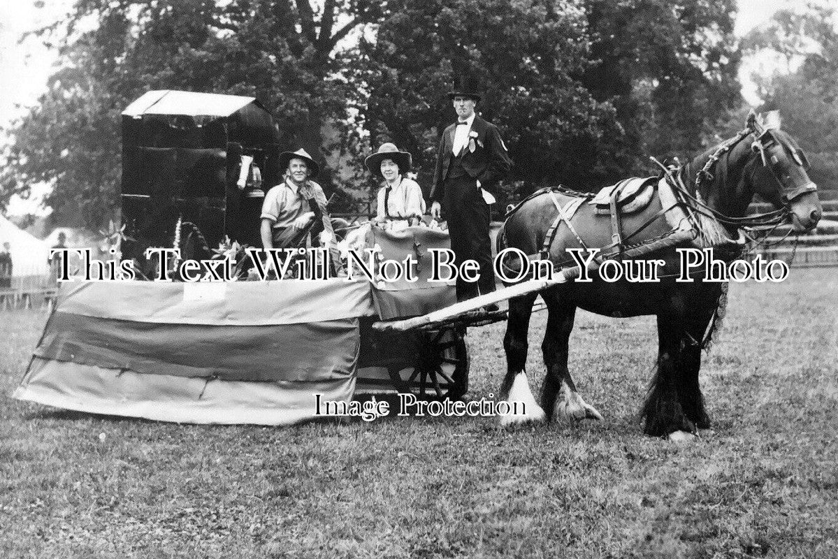OX 1445 - Chipping Norton Horse Drawn Float, Oxfordshire