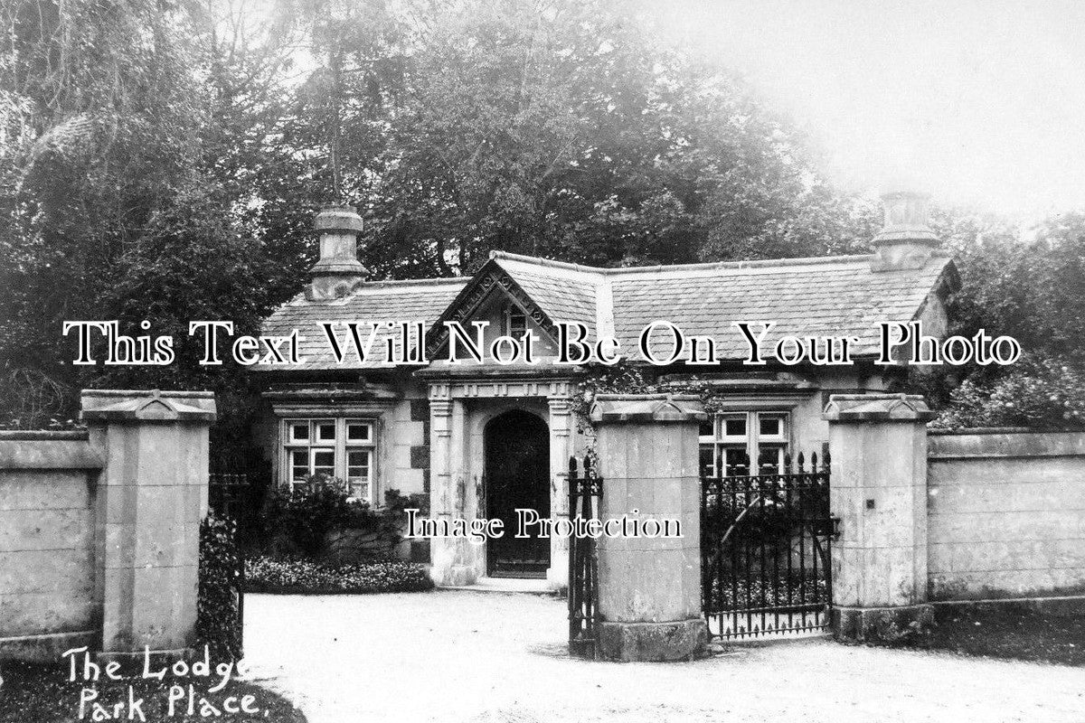 OX 254 - The Lodge, Park Place, Henley On Thames, Oxfordshire c1909