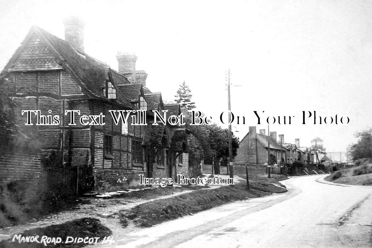 OX 504 - Manor Road, Didcot, Oxfordshire