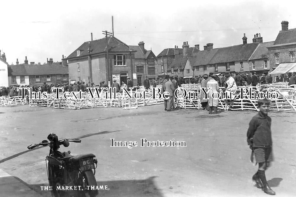 OX 520 - The Market, Thame, Oxfordshire