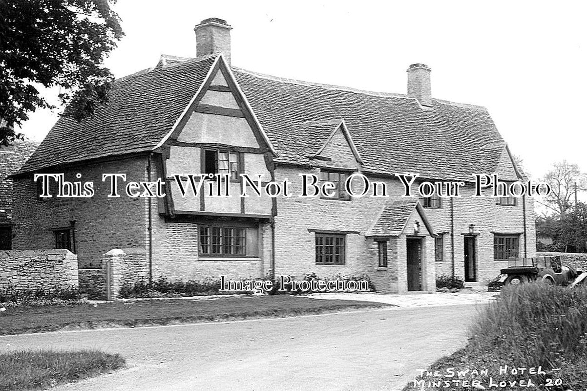 OX 538 - The Swan Hotel, Minster Lovell, Oxfordshire