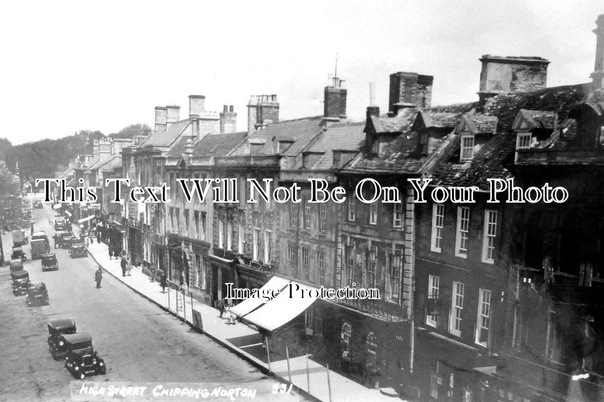 OX 689 - High Street, Chipping Norton, Oxfordshire