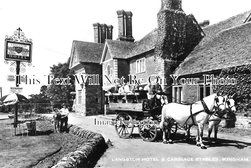 OX 795 - Langston Hotel & Carriage Stables, Kingham, Oxfordshire