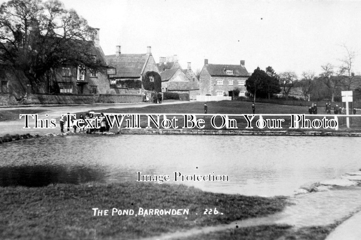 RU 26 - Village Pond, Barrowden, Rutland c1923