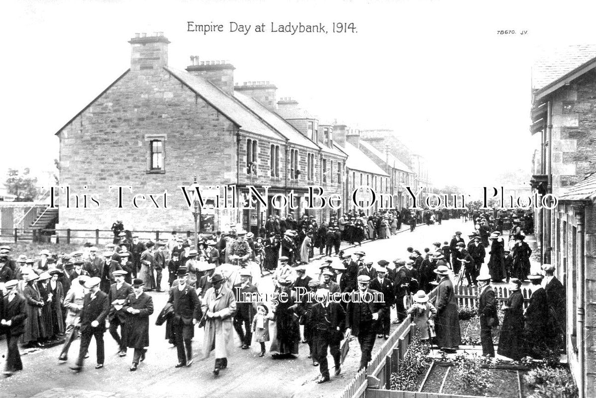SC 1103 - Empire Day At Ladybank, Fife, Scotland c1914