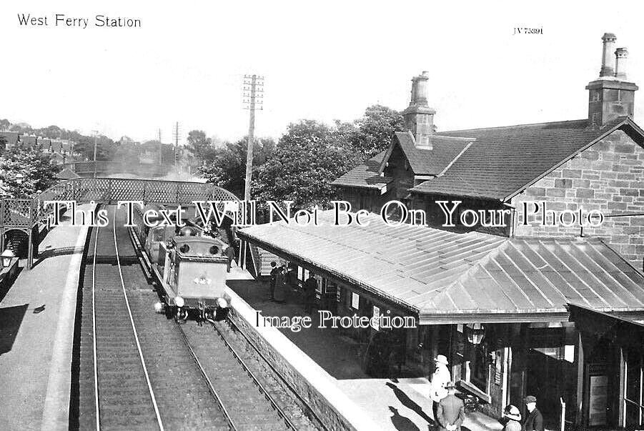 SC 1105 - West Ferry Railway Station, Scotland c1919