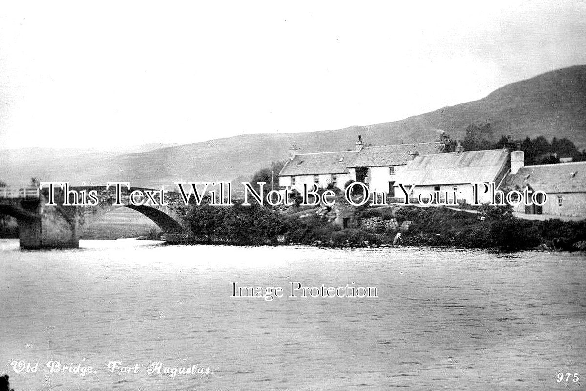 SC 111 - Old Bridge, Fort Augustus, Scotland