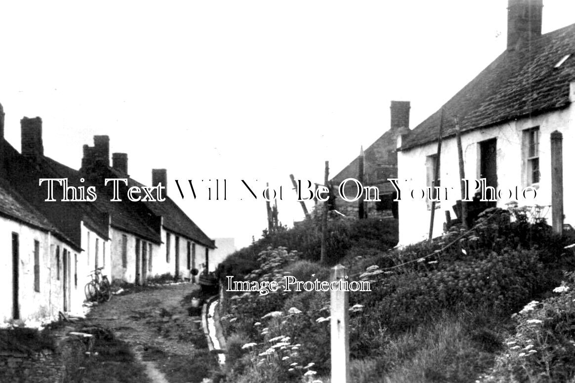 SC 1220 - Auchmithie, Arbroath Angus, Scotland c1920