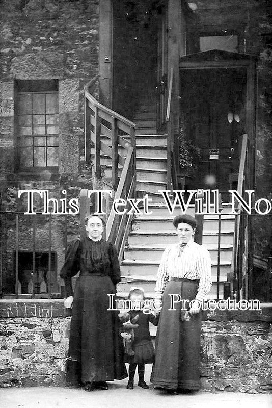 SC 1881 - Hope Park Square, Meadow Lane, Newington, Edinburgh 1911